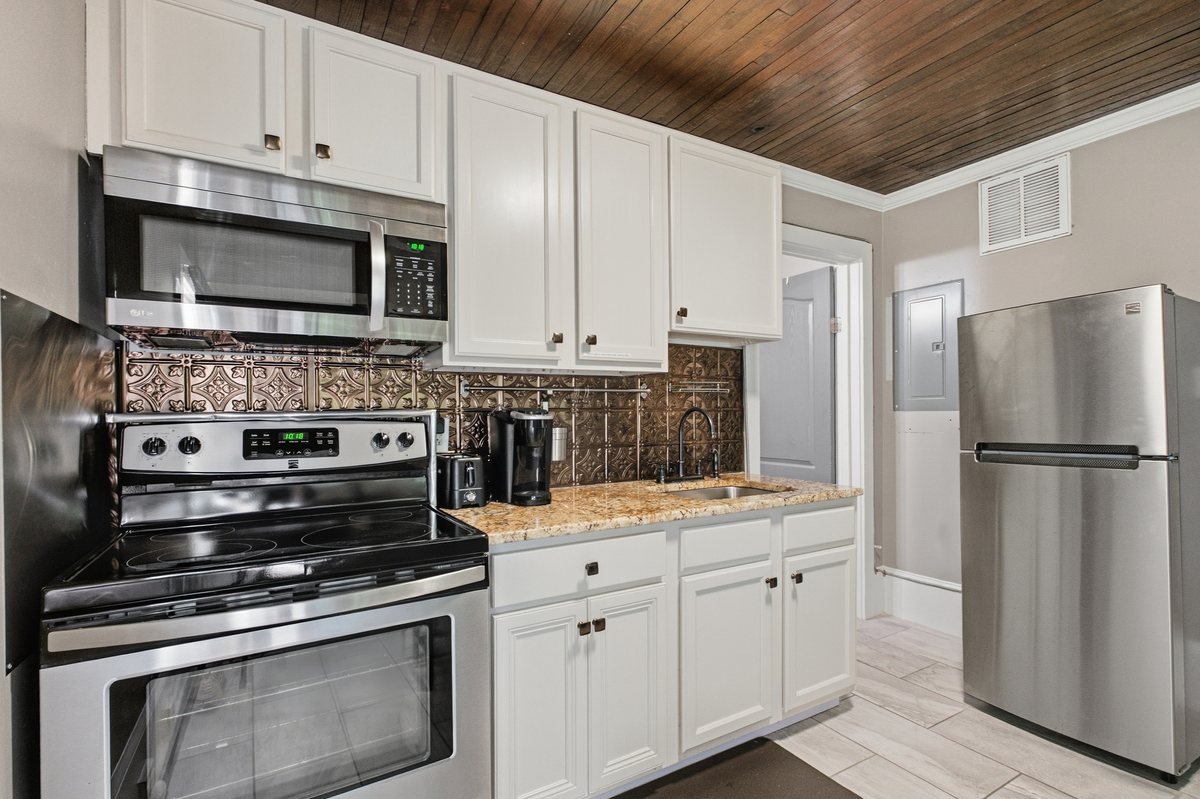 Equipped kitchen